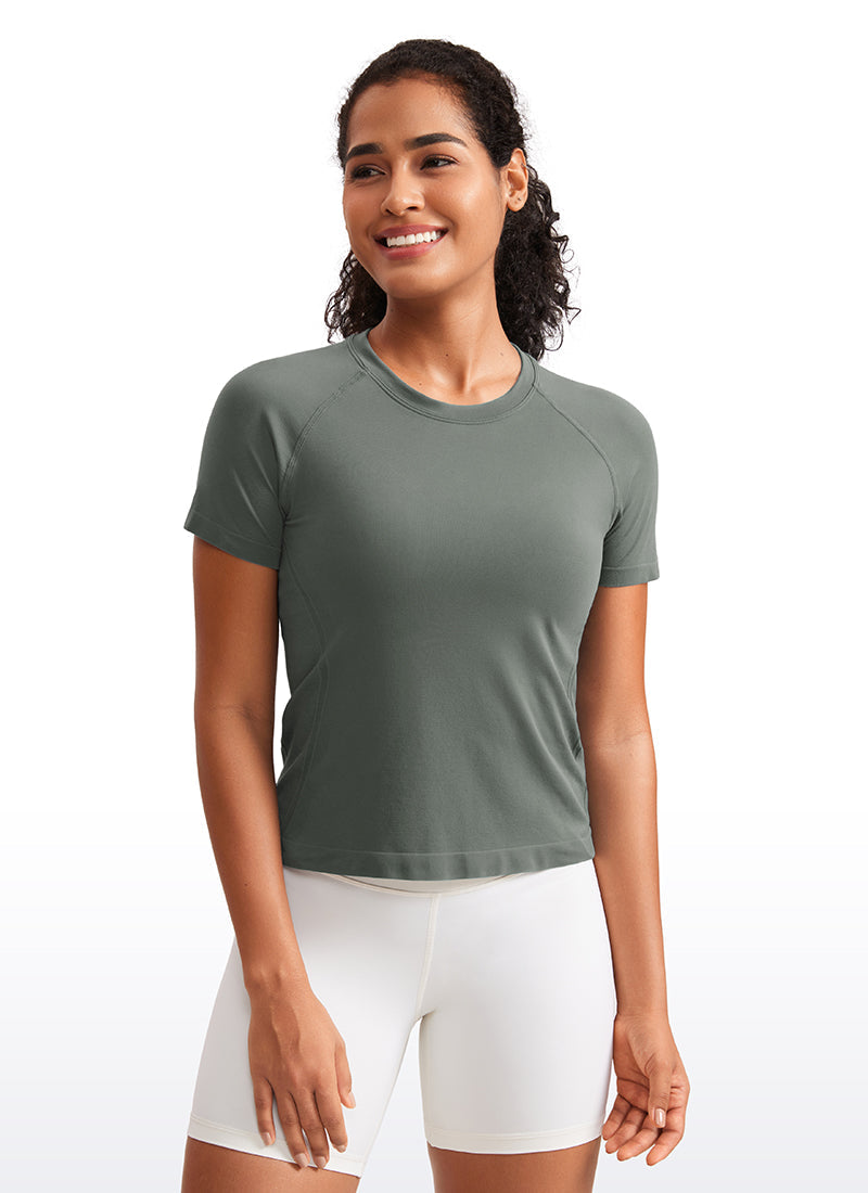 Seamless CrewneckShort Sleeve Shirts Waist Length