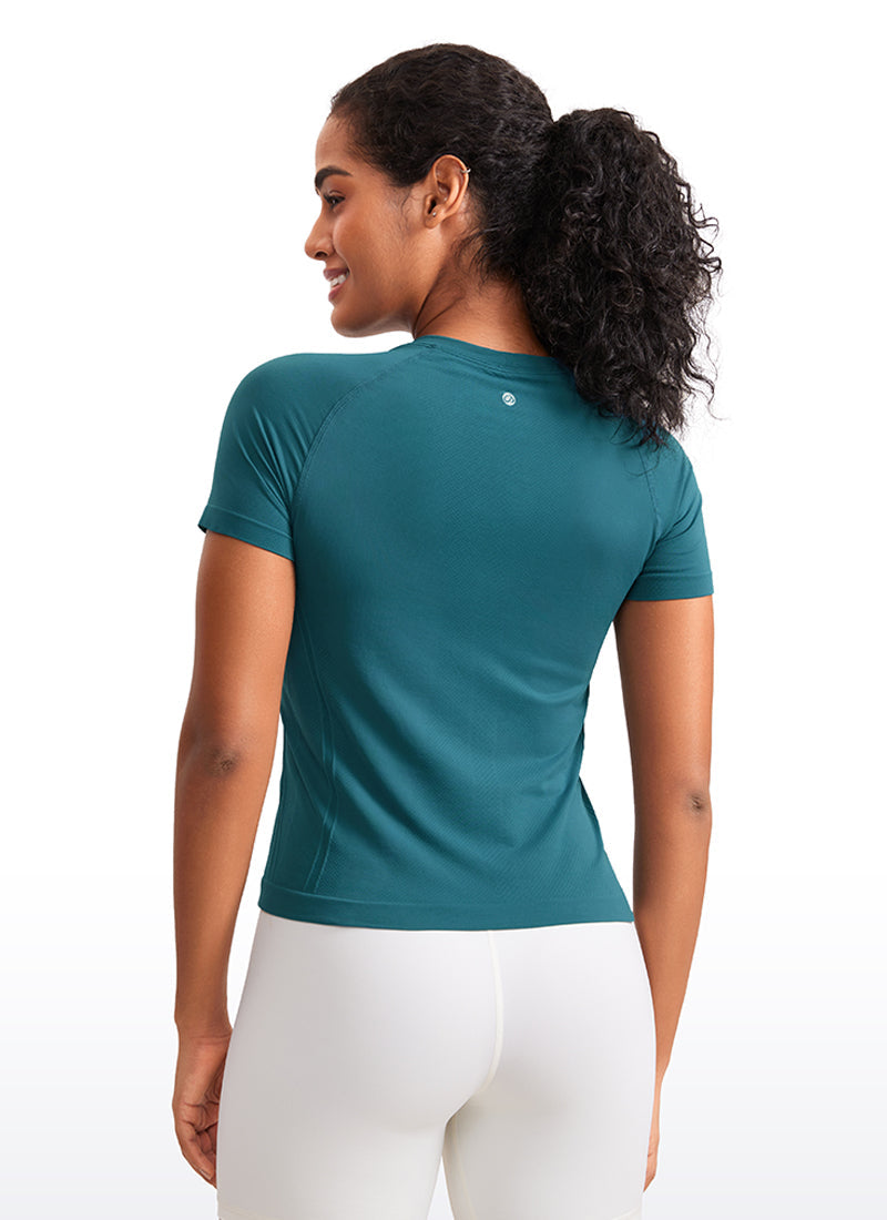 Seamless CrewneckShort Sleeve Shirts Waist Length