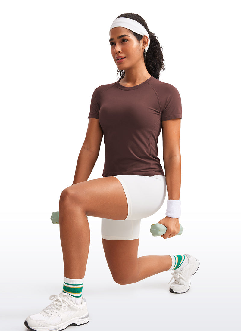 Seamless CrewneckShort Sleeve Shirts Waist Length