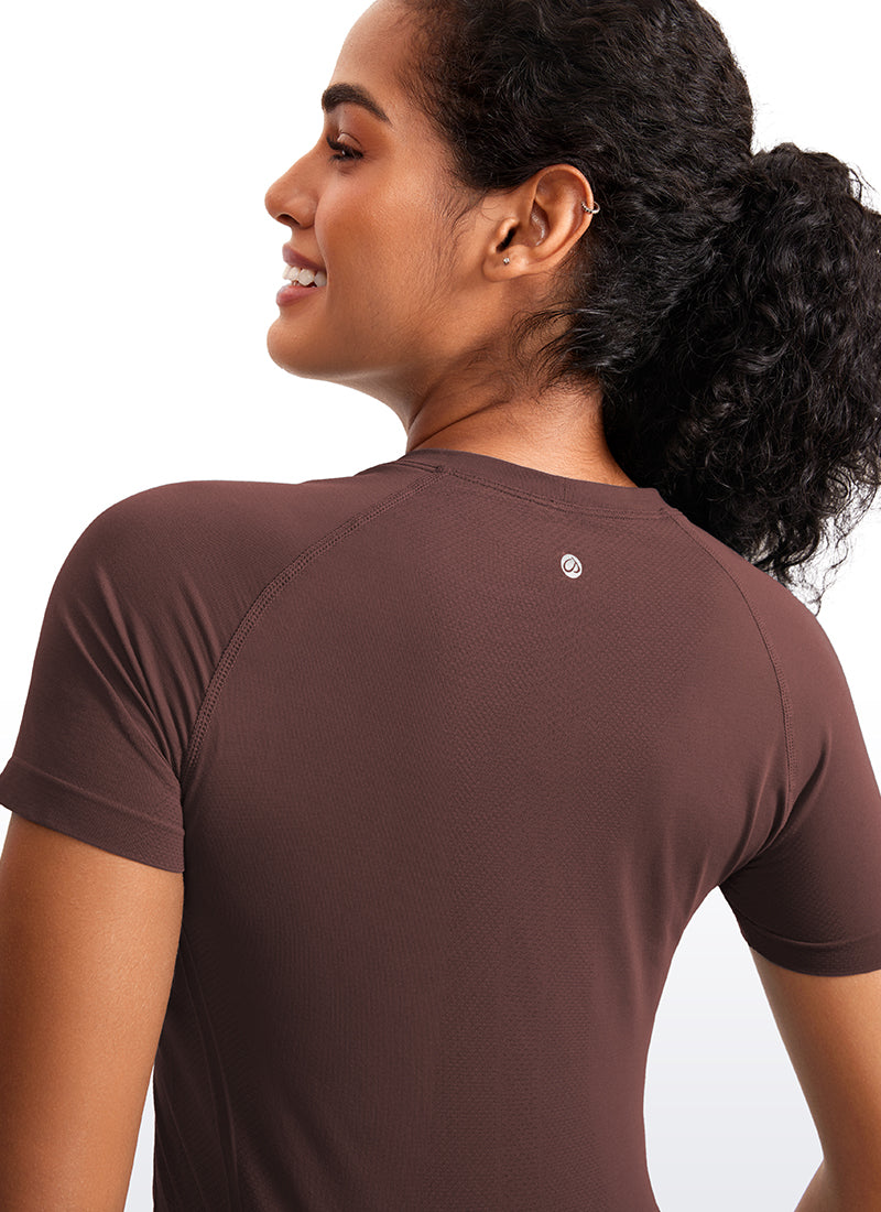 Seamless CrewneckShort Sleeve Shirts Waist Length